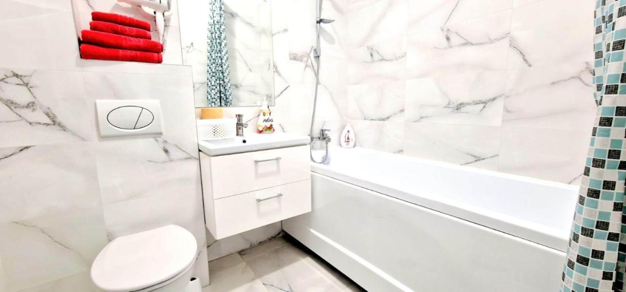 Evelyn Modern Apartment Near Palas Iasi Exteriér fotografie