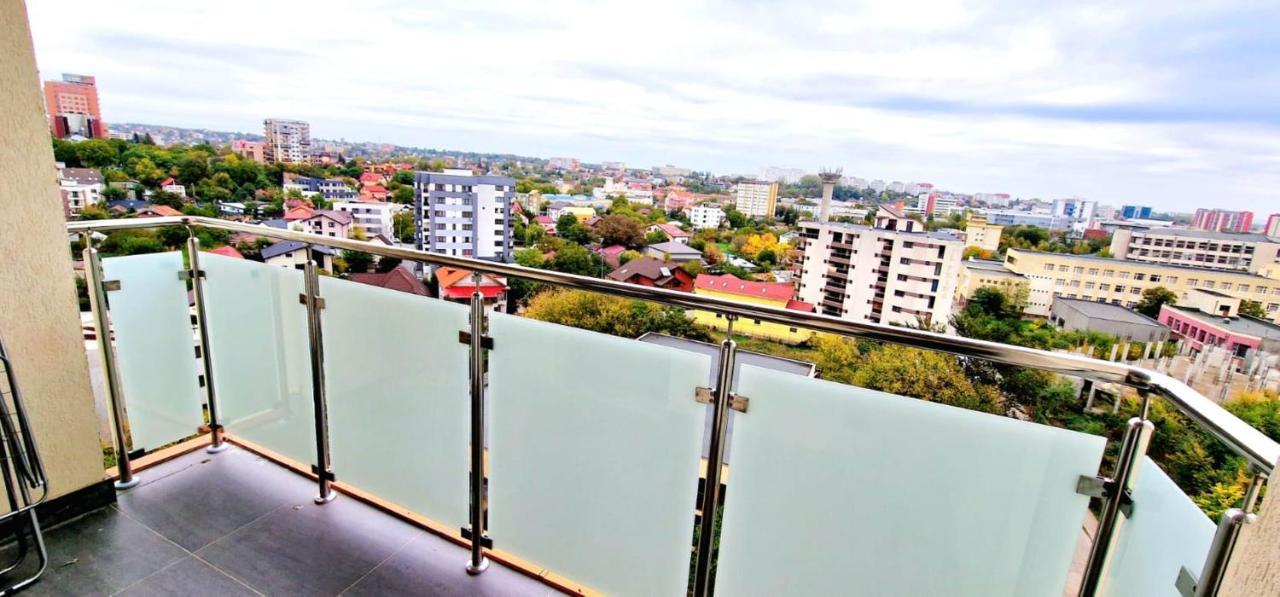 Evelyn Modern Apartment Near Palas Iasi Exteriér fotografie