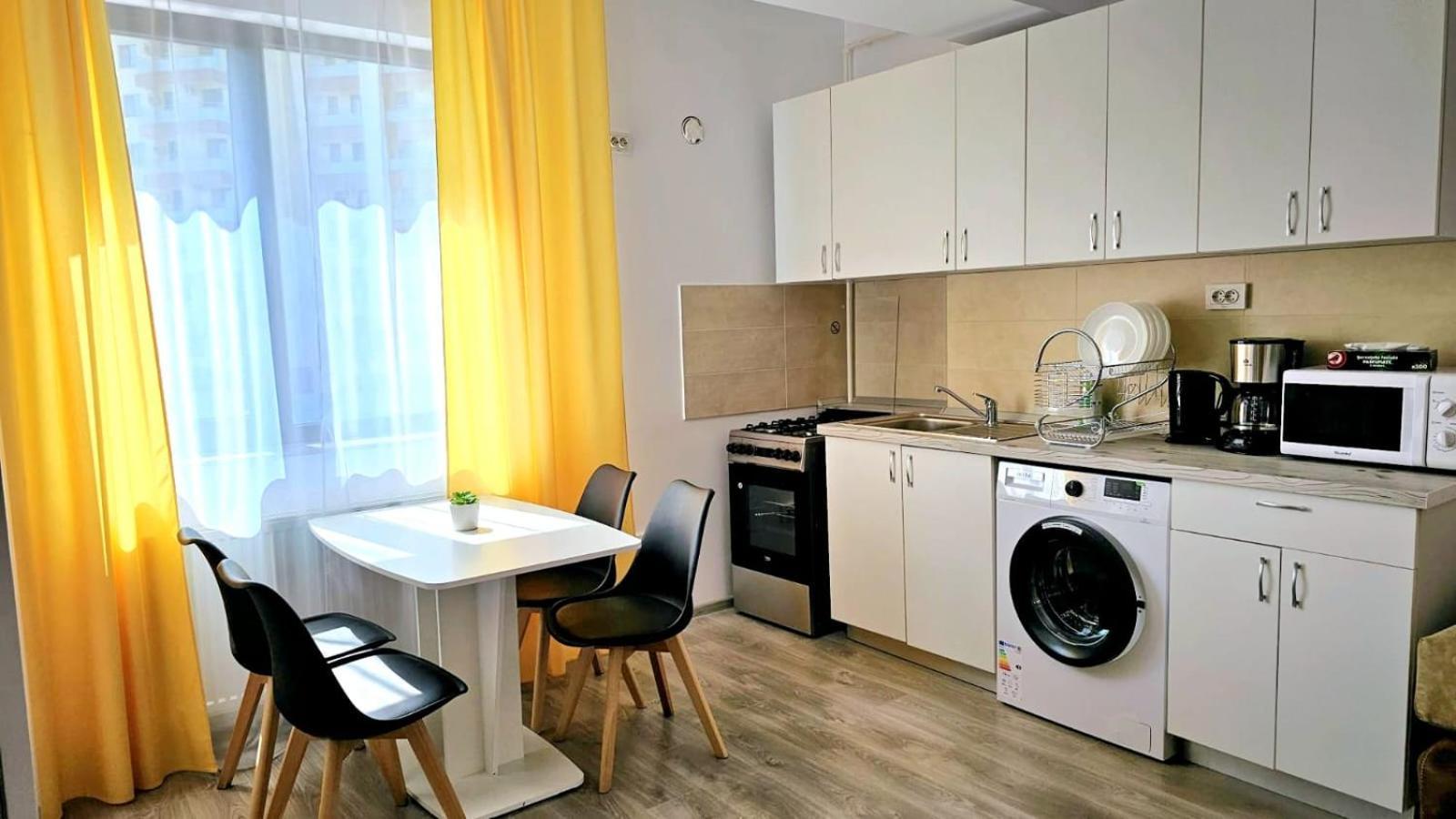 Evelyn Modern Apartment Near Palas Iasi Exteriér fotografie